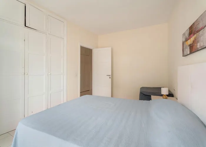 Complejo Orlando 206 *